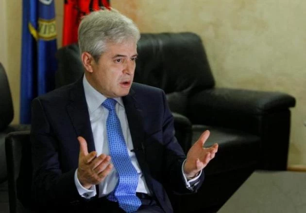 DUI: Το μεγαλύτερο αλβανικό κόμμα των Σκοπίων δίνει γραμμή για το δημοψήφισμα